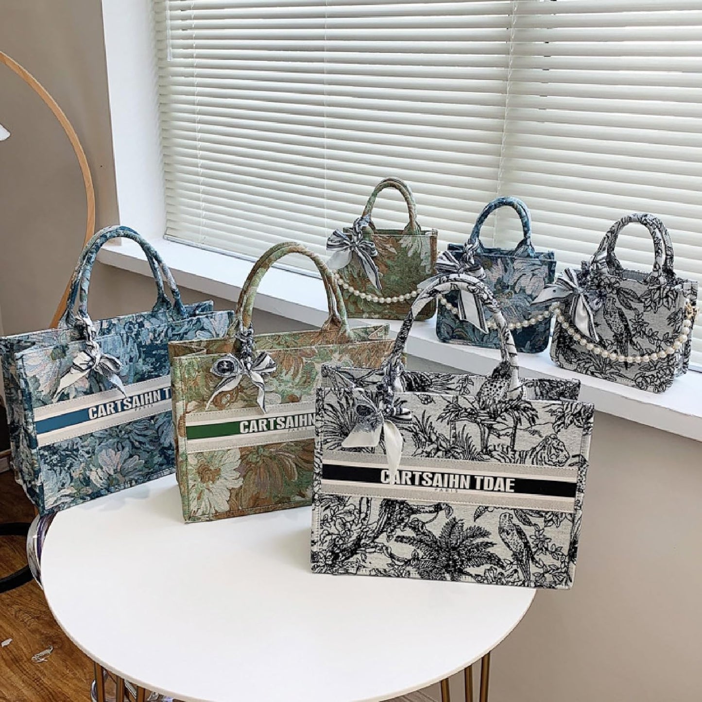 Women Handbags Fashion Canvas Tote Bag Large Capacity Jacquard Retro Exquisite Shoulder Bag,Black,38 * 28 * 13Cm