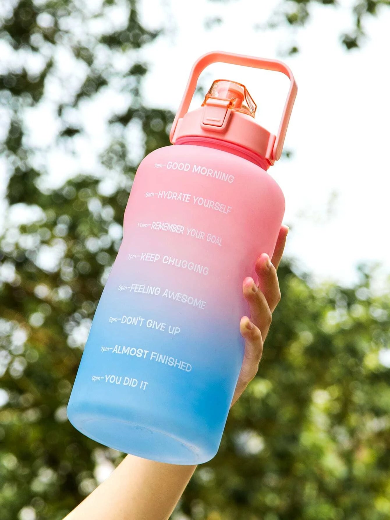 2 Liters Gradient Color Plastic Kettle Large Portable Travel Water Bottle with Straw Sports Cup High Value Big Fat Cup Adult